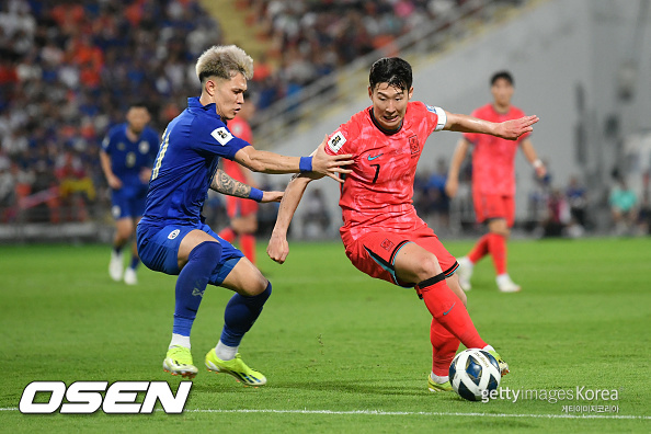 BANGKOK, THAILAND - MARCH 26: <<enter caption here>> during the FIFA World Cup Asian 2nd qualifier match between Thailand and South Korea at Rajamangala Stadium on March 26, 2024 in Bangkok, Thailand.(Photo by Apinya Rittipo/Getty Images)