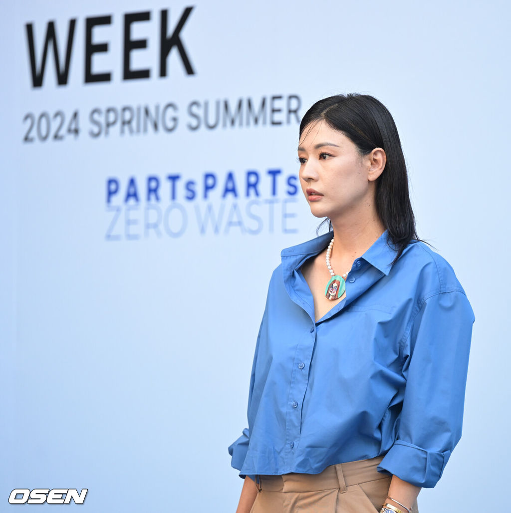 7일 서울 동대문 디자인플라자(DDP)에서 ‘2024 S/S 서울패션위크’ 파츠파츠 컬렉션 포토월 행사가 열렸다.배우 서유정이 행사에 참석해 포즈를 취하고 있다. 2023.09.07 /cej@osen.co.kr