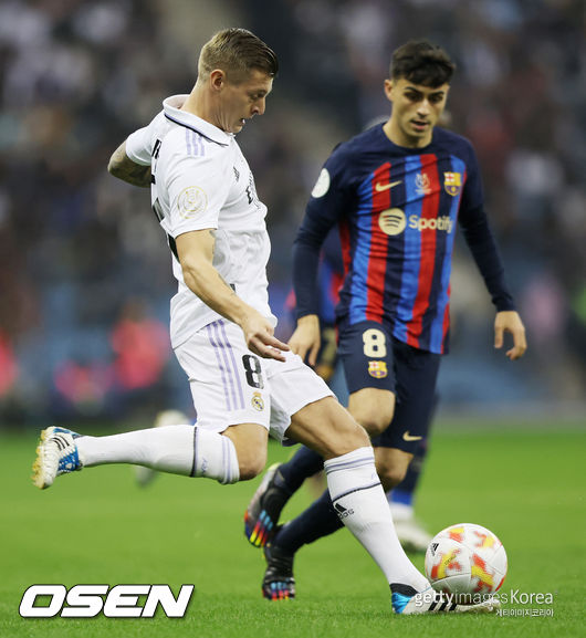 RIYADH, SAUDI ARABIA - JANUARY 15: Barcelona v Real Madrid at King Fahd International Stadium on January 15, 2023 in Riyadh, Saudi Arabia. (Photo by Yasser Bakhsh/Getty Images)