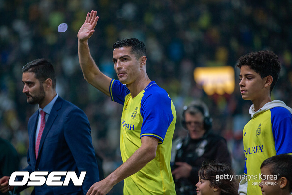 RIYADH, SAUDI ARABIA - JANUARY 03: XXX during the official unveiling of Cristiano Ronaldo as an Al Nassr player at Mrsool Park Stadium on January 3, 2023 in Riyadh, Saudi Arabia. (Photo by Yasser Bakhsh/Getty Images)