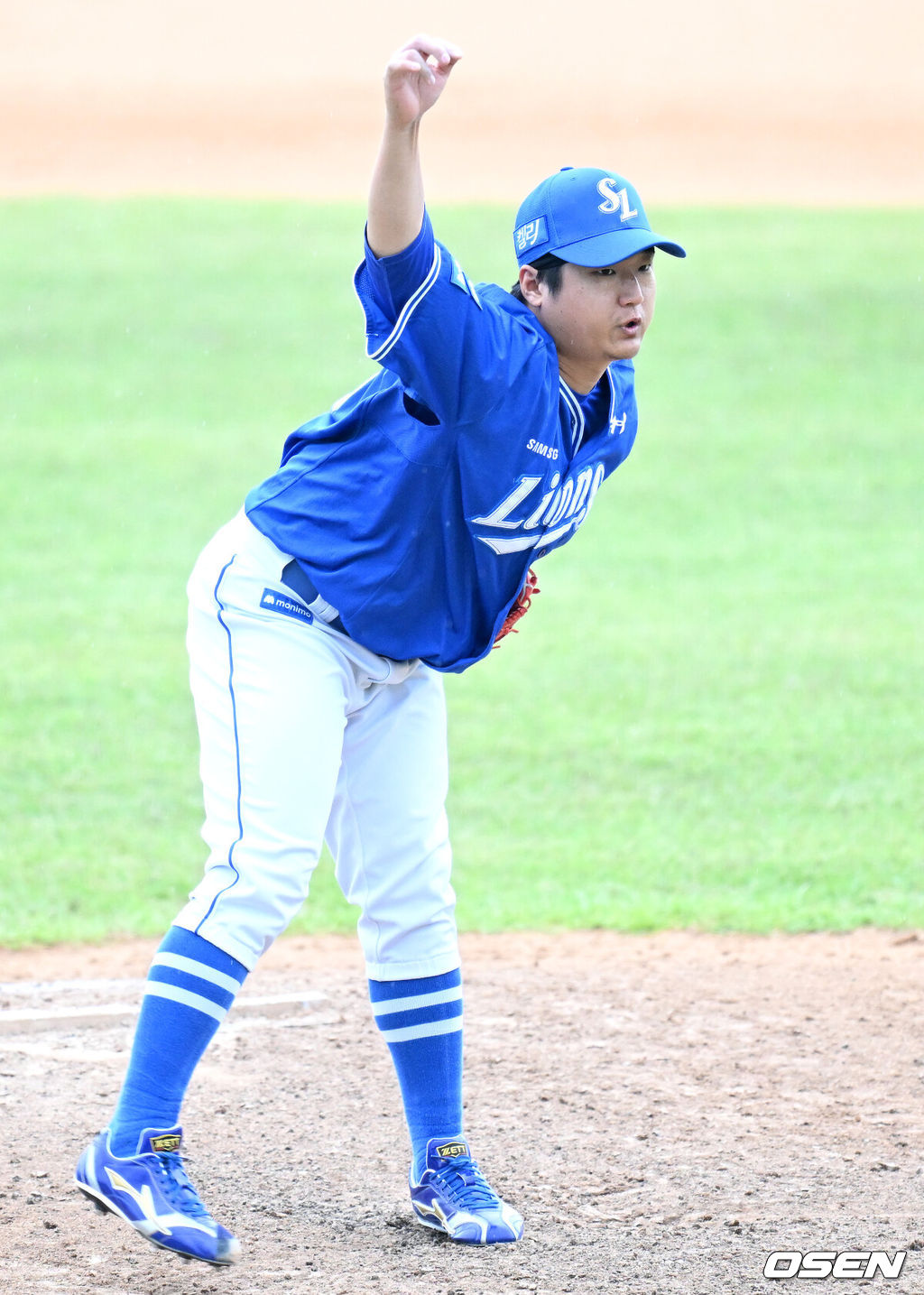 11일 오후 경기도 이천 베어스 파크에서 2024 메디힐 KBO 퓨처스리그 두산 베어스와 삼성 라이온즈의 경기가 열렸다.6회말 무사에서 삼성 최지광이 역투하고 있다. 2024.05.11 /sunday@osen.co.kr