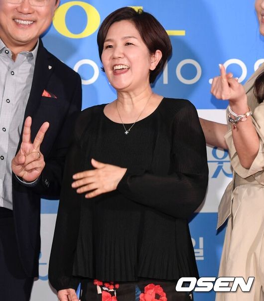 배우 안지환, 이성미, 박보드레가 포토타임을 하고 있다./ksl0919@osen.co.kr