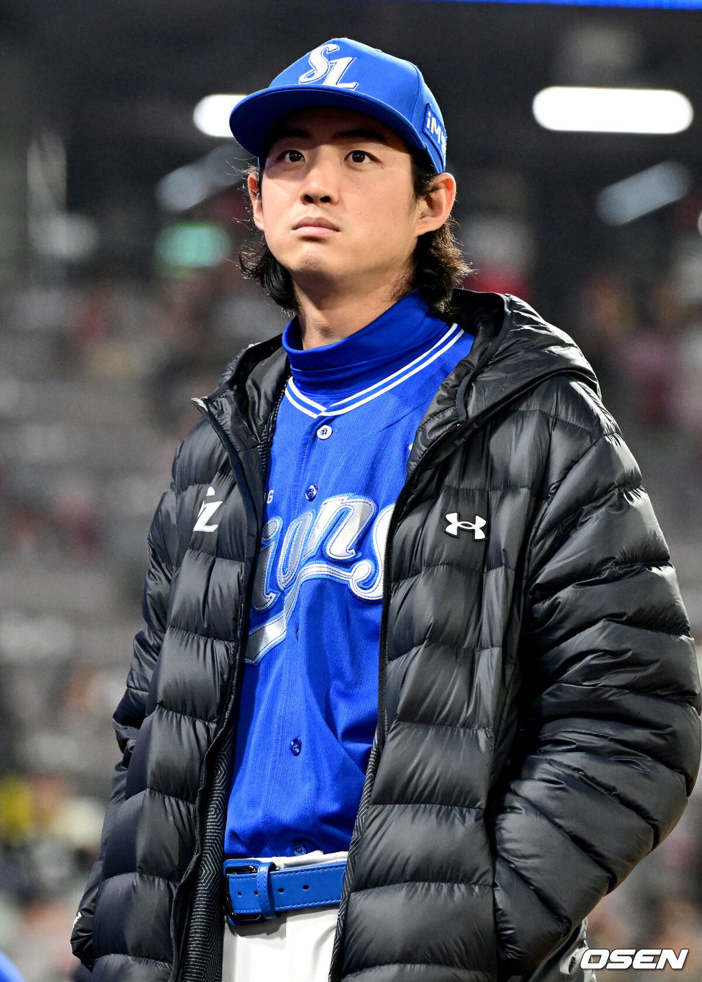 28일 광주 기아챔피언스필드에서 ‘2024 신한 SOL뱅크 KBO 한국시리즈’ 5차전 KIA 타이거즈와 삼성 라이온즈의 경기가 열렸다.KIA는 양현종, 삼성은 이승현를 선발 투수로 내세웠다.경기를 앞두고 삼성 구자욱이 생각에 잠겨 있다. 2024.10.28 / dreamer@osen.co.kr