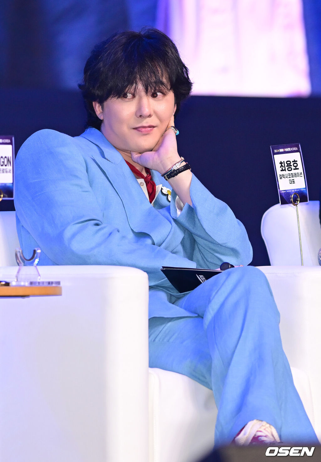 5일 오후 대전 유성구 KAIST 본원 류근철 스포츠 콤플렉스에서 지드래곤 ‘이노베이트 코리아 2024’ 토크쇼 행사가 열렸다. ‘이노베이트 코리아 2024’는 ICT·과학기술 분야 행사로 이날 가수 권지용의 KAIST 특임교수 임명식이 진행됐다.가수 지드래곤이 질의응답을 하고 있다. 2024.06.05 / ksl0919@osen.co.kr