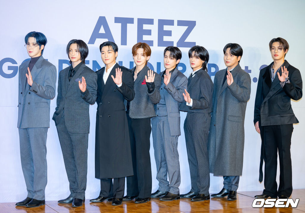 14일 오후 서울 송파구 롯데호텔 월드 사파이어볼룸에서  에이티즈(ATEEZ) 미니 11집 '골든 아워 : 파트 2(GOLDEN HOUR : Part.2)’발매 기념 기자간담회가 열렸다.이번 앨범 속 6곡 중 5곡의 작사 크레딧에 멤버 홍중과 민기가 이름을 올린 앨범인 만큼, 에이티즈만의 아이덴티티로 글로벌 리스너들을 매료시킬 것으로 보인다.에이티즈가 포토타임을 갖고 있다. 2024.11.14 / rumi@osen.co.kr