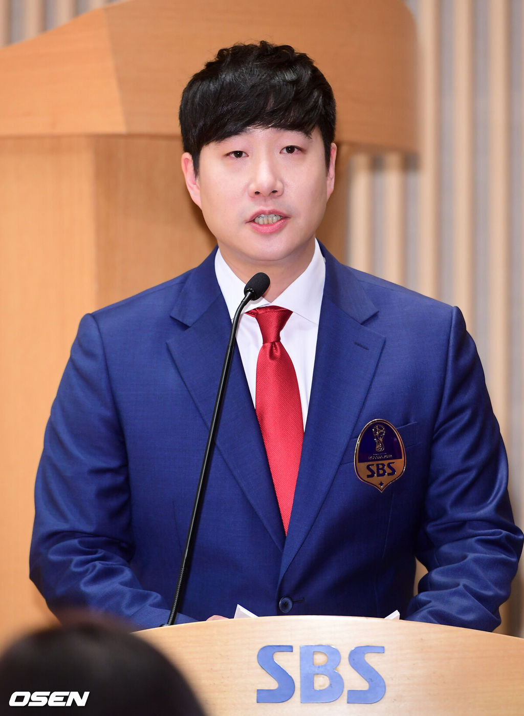 16일 오후 서울 양천구 목동 SBS 방송센터 SBS홀에서 '2018 러시아 월드컵 SBS 박지성, 배성재 해설위원 기자간담회'가 열렸다.SBS 배성재 해설위원이 진행을 하고 있다./ rumi@osen.co.kr