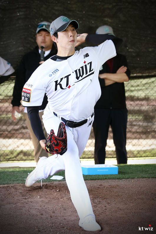 KT 위즈 제공