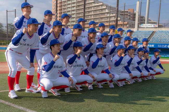 17일 공식 훈련을 시작으로 재출범한 닛산자동차 야구팀. 닛산자동차 홈페이지