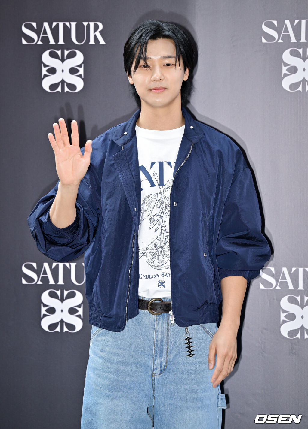 9일 오후 서울 성동구 한 의류브랜드 팝업 오픈 기념 행사가 열렸다.이날 행사에는 배우 박규영, 씨엔블루 강민혁, 모델 박제니가 참석했다.씨엔블루 강민혁이 포즈를 취하고 있다. 2024.05.09 /cej@osen.co.kr