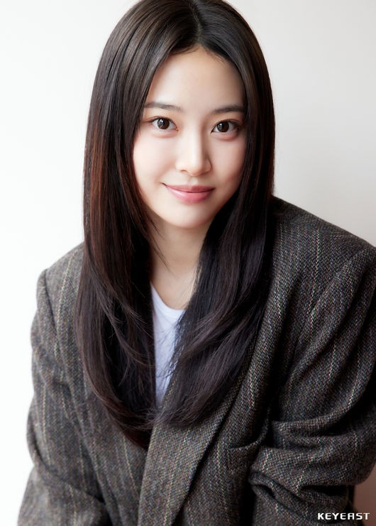 위클리 출신 조아, 키이스트와 전속계약..배우 조혜원으로 새출발 [공식]
