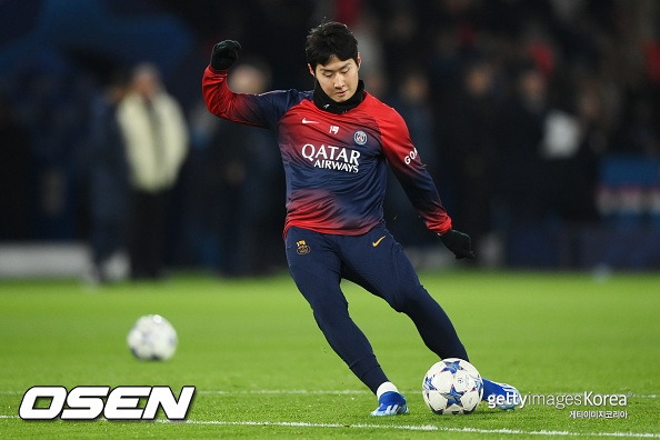 '이적-잔류설 동시에 터진' 이강인, PSG '무패' 행진 일조... 로테이션 속 선발 출격→패스 성공률 97%