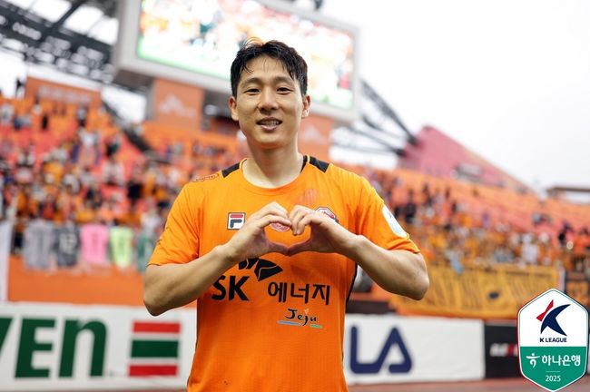 ‘남태희 K리그 데뷔골 작렬’ 제주, 포항 2-0 격파하고 10위로 점프