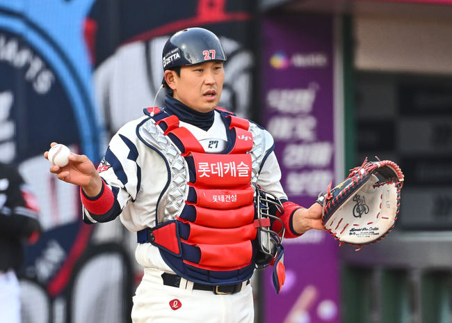 롯데 자이언츠 유강남 / foto0307@osen.co.kr