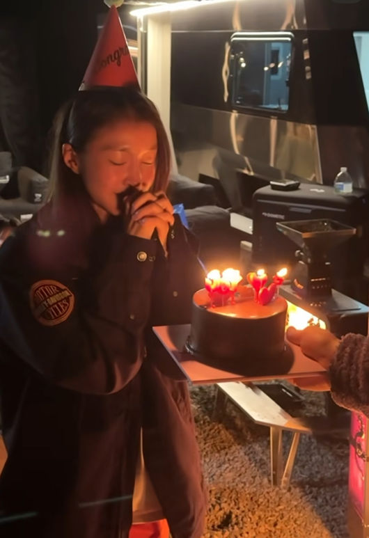 &apos;이혼 후 첫 생일&apos; 이시영, 子 손편지→명품 선물까지···미소 지을 수밖에 없었다