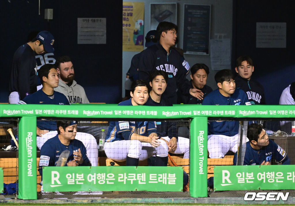“140km 포크볼 금지” 시켰는데...LG의 팀 노히트 노런, 어떻게 9회 무산됐나