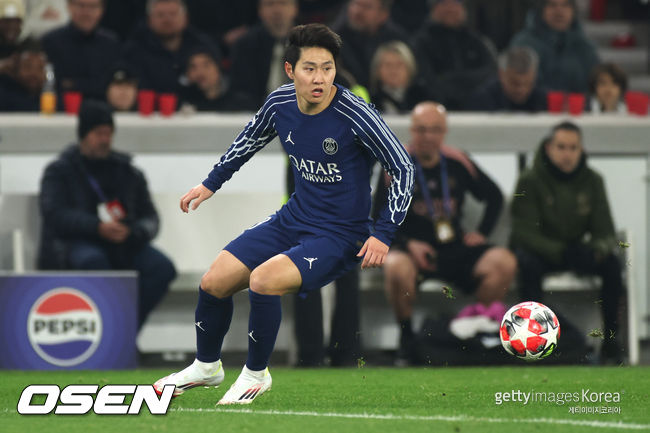 성추행으로 퇴출된 기자, 이강인에 "끔찍한 영입" 망언...&apos;설상가상&apos; PSG 내부 분위기도 심상치 않다
