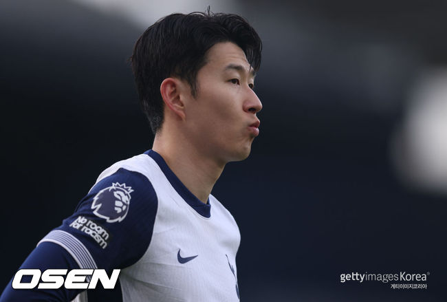 [속보] &apos;大충격&apos; "토트넘팬, 포스테코글루 유임 원한다" 풋볼런던... 토트넘 감독 교체 망설이는 이유