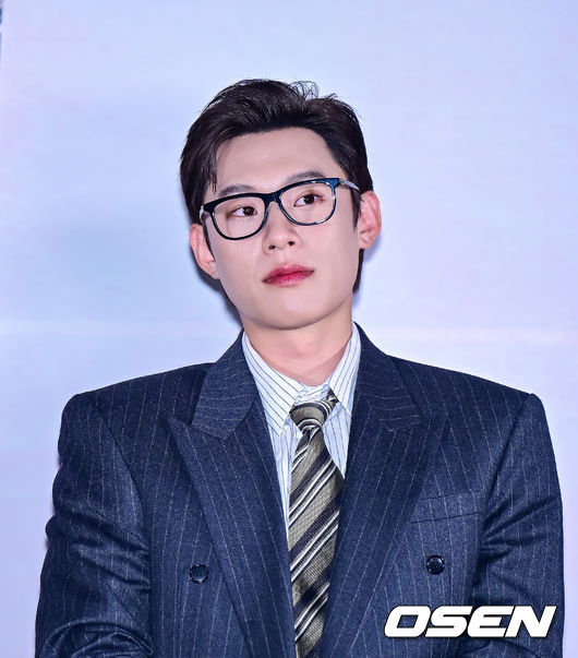 24일 오후 서울 용산구 한강로동 CGV 용산아이파크몰에서 영화 ‘파과' 언론시사회가 열렸다.