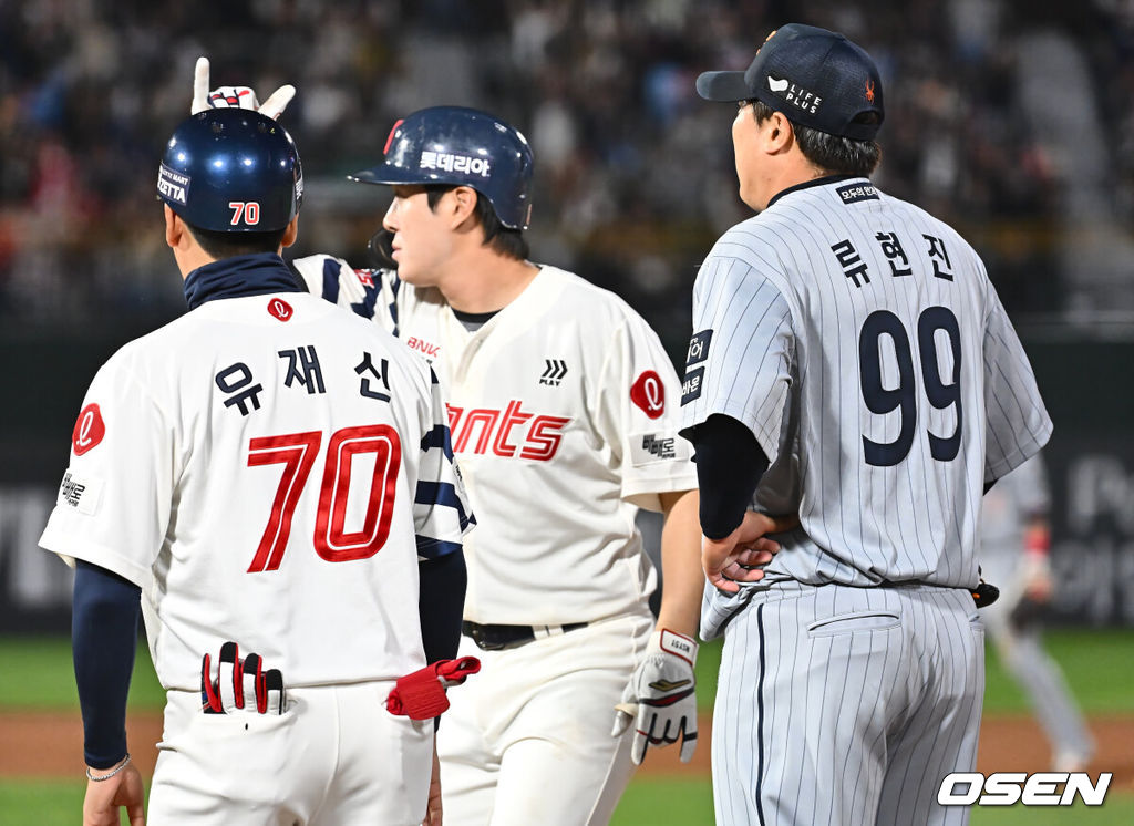 승승승승승승승승패→류현진 망연자실…&apos;RYU 상대 .545&apos; 천적 고의4구 타당했는데, 90억 1루수가 정녕 못 잡을 타구였나
