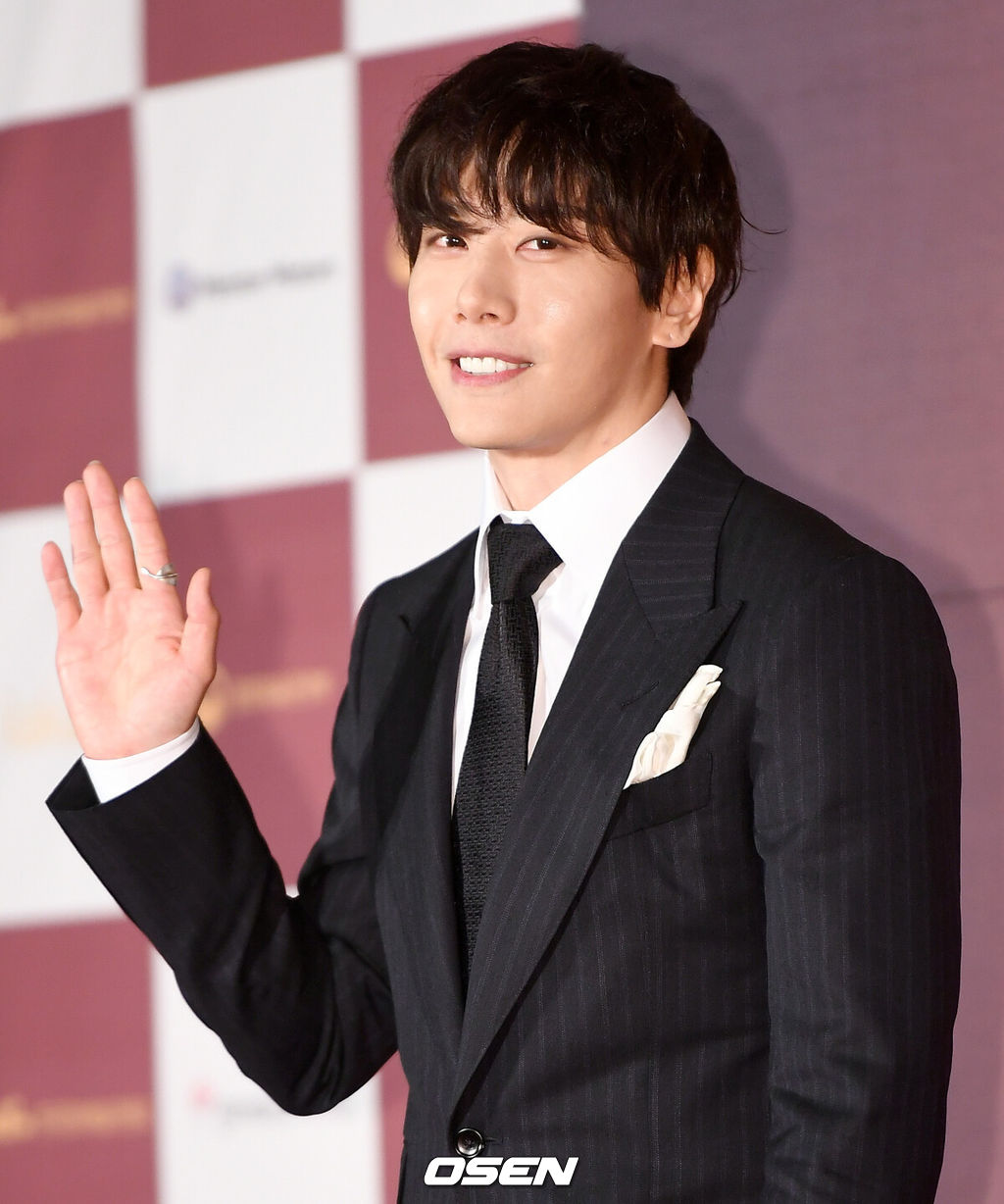 박효신, 또 사기·업무방해 혐의 피소?...“사실무근” 반박