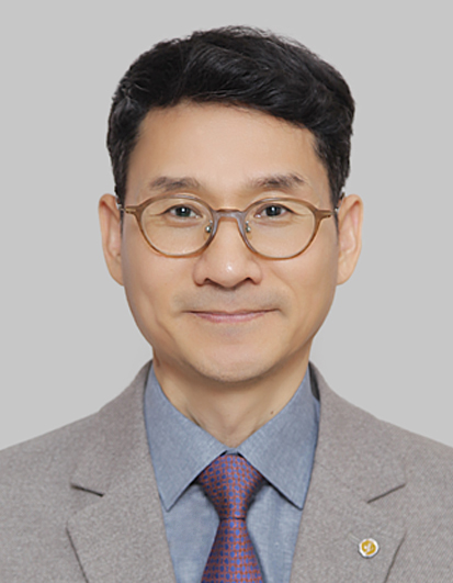 안양대 공공행정학과 여관현 교수가 한국정책학회 우수논문 학술상을 수상했다. / 안양대