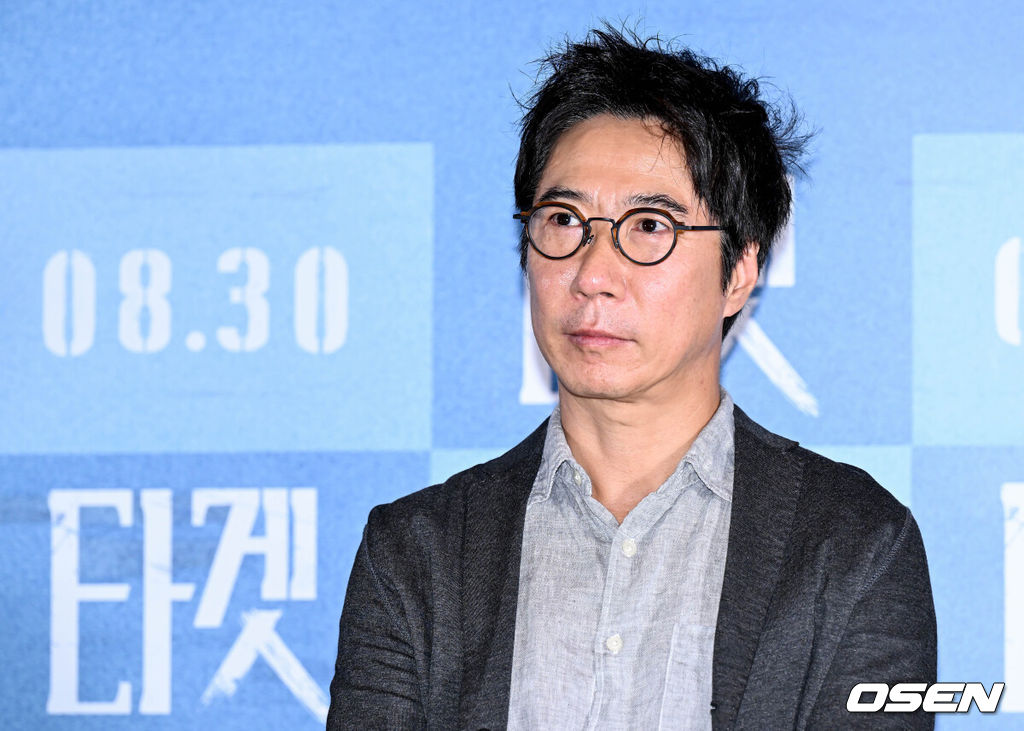 21일 서울 강남구 메가박스 코엑스에서 영화 '타겟(감독 박희곤)’ 언론배급시사회가 열렸다. ‘타겟’은 중고거래로 범죄의 표적이 된 수현의 일상 속에서 벌어지는 서스펜스를 담은 스릴러. 오는 30일 개봉한다.박희곤 감독이 질의응답 시간을 갖고 있다. 2023.08.21 /cej@osen.co.kr