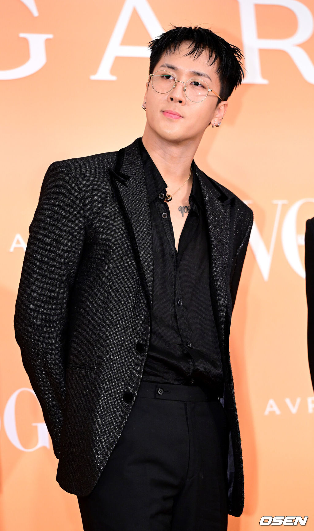 18일 오후 서울 광장동 워커힐호텔에서 ‘불가리 오로라 어워즈’가 열렸다.가수 라비가 행사에 참석해 포즈를 취하고 있다. 2022.10.18 / dreamer@osen.co.kr