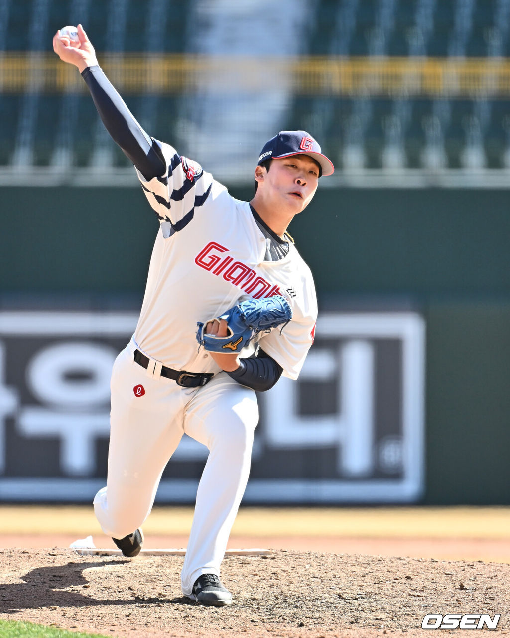 롯데 자이언츠 이민석 215 2025.03.14 / foto0307@osen.co.kr