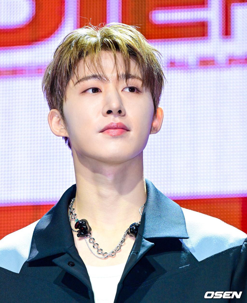 ] 1일 오후 서울 마포구 서교동 신한 pLay 스퀘어에서 비아이(B.I) 정규 2집 ‘TO DIE FOR’ 발매 기념 미디어 쇼케이스가 열렸다.가수 비아이가 포토타임을 하고 있다. 2023.06.01 /jpnews@osen.co.kr