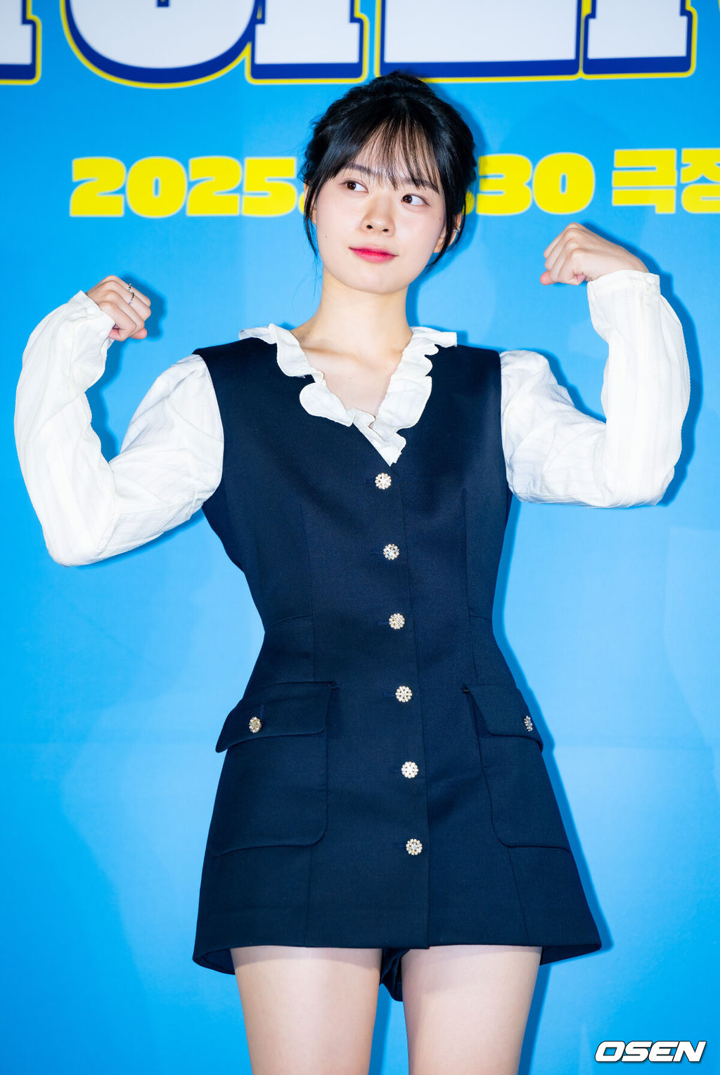 12일 서울 롯데시네마 건대입구에서 영화 '하이파이브' 제작보고회가 열렸다.'하이파이브'(강형철 감독)는 장기이식으로 우연히 각기 다른 초능력을 얻게 된 다섯 명이 그들의 능력을 탐하는 자들과 만나 벌어지는 이야기를 그린 코믹 액션 활극으로 오는 30일 개봉예정이다.배우 이재인이 포토타임을 갖고 있다. 2025.05.12 /rumi@osen.co.kr