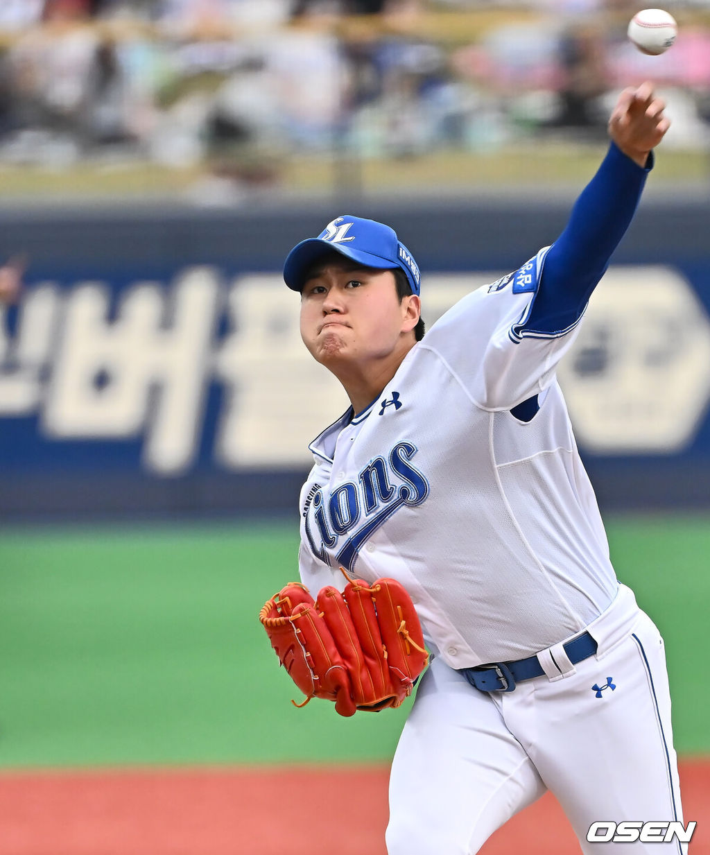 13일 포항야구장에서 2025 신한 SOL 뱅크 KBO 리그 삼성 라이온즈와 KT 위즈의 경기가 열렸다. 홈팀 삼성은 이승현이 선발로 출전하고, 방문팀 KT는 헤이수스가 선발로 출전했다.삼성 라이온즈 선발투수 이승현이 역투하고 있다. 2025.05.13 / foto0307@osen.co.kr