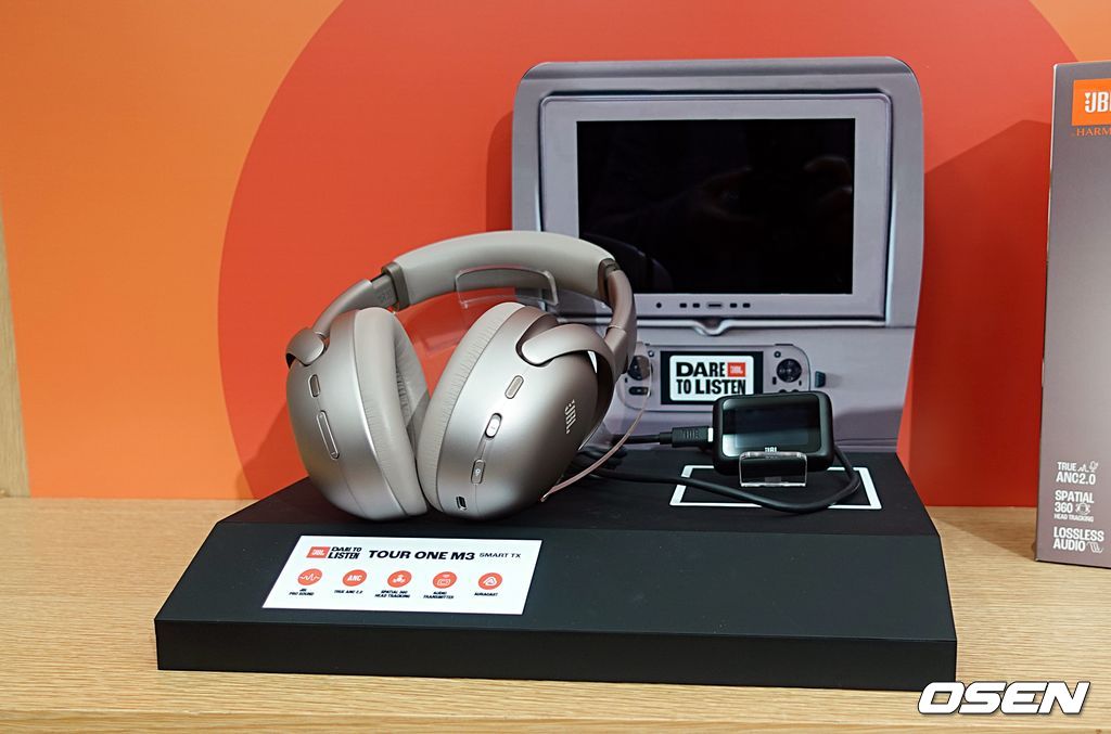 JBL Tour ONE M3 SMART Tx.