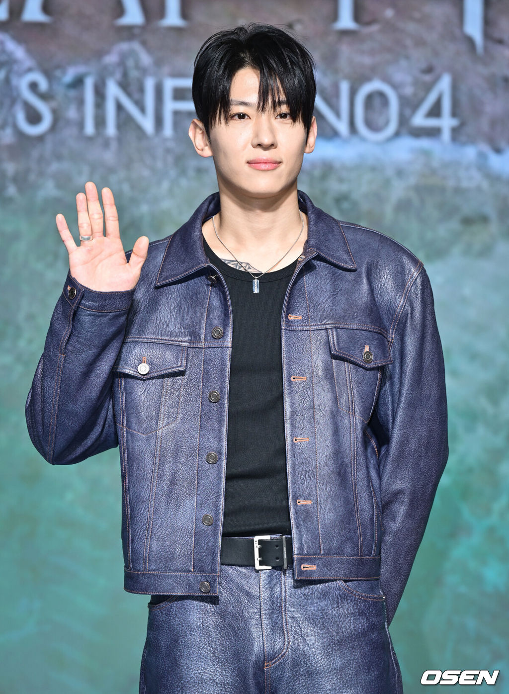 넷플릭스 오리지널 '솔로지옥4’ 제작발표회가 8일 서울 마포구 호텔 나루 엠갤러리에서 열렸다.‘솔로지옥4’는 커플이 되어야만 나갈 수 있는 외딴 섬, ‘지옥도’에서 펼쳐질 솔로들의 솔직하고 화끈한 데이팅 리얼리티쇼다.덱스가 포즈를 취하고 있다. 2025.01.08. /cej@osen.co.kr