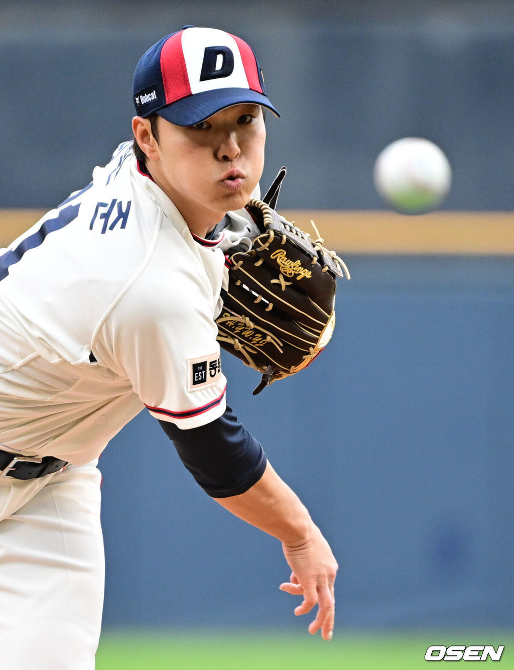 24일 오후 서울 잠실구장에서 2025 신한 SOL Bank KBO리그 두산 베어스와 NC 다이노스의 경기가 열렸다.두산은 최원준을 NC는 라일리를 선발 투수로 내세웠다.1회초 두산 선발 최원준이 역투하고 있다. 2025.05.24 /cej@osen.co.kr