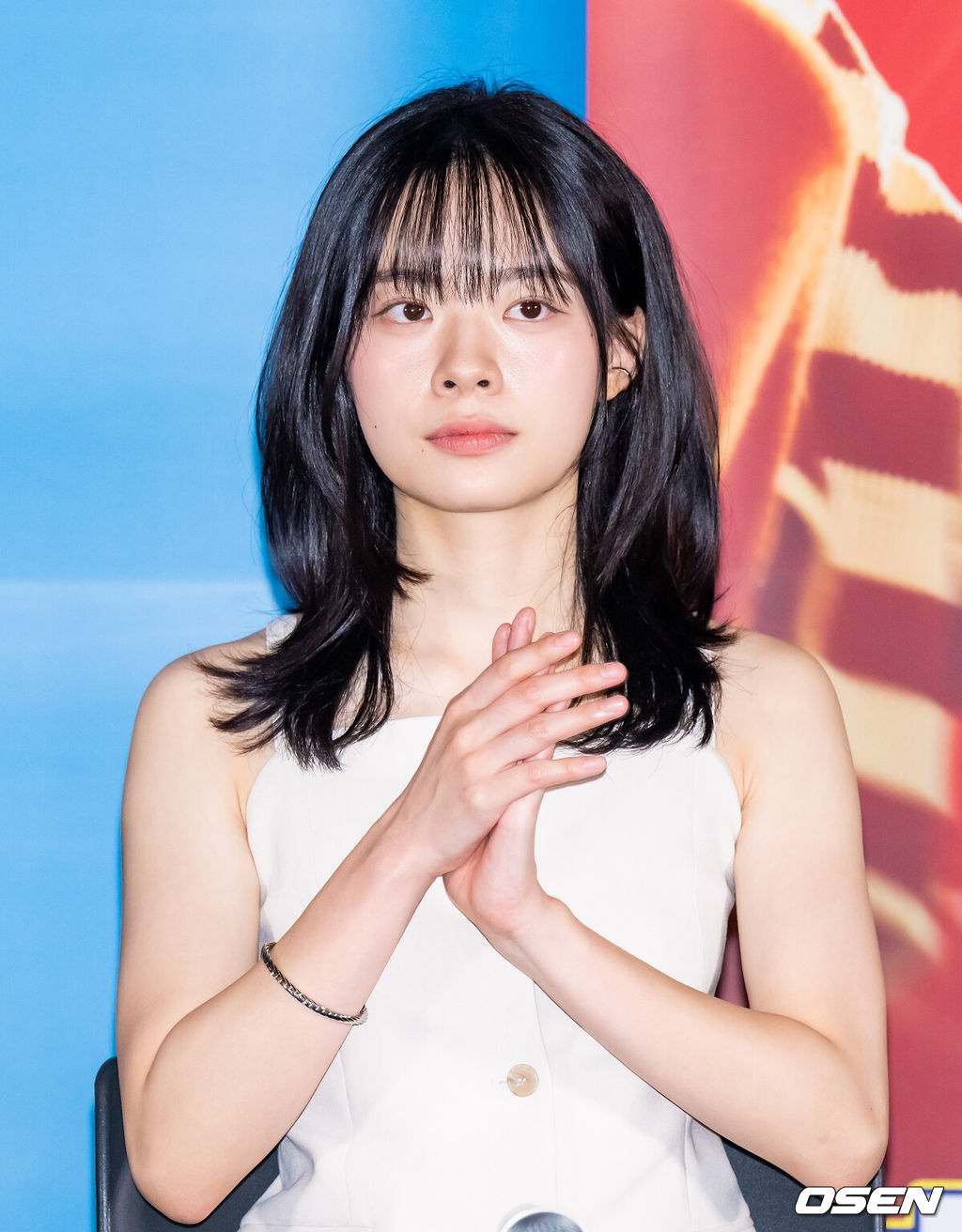 26일 오후 서울 용산아이파크몰 내 CGV 용산에서 영화 '하이파이브'(감독 강형철) 언론시사회가 진행됐다.배우 이재인과 안재홍, 라미란 등이 출연하는 영화 '하이파이브'는 장기이식으로 우연히 각기 다른 초능력을 얻게 된 다섯 명이 그들의 능력을 탐하는 자들과 만나 벌어지는 이야기를 그린 코믹 액션 활극으로 오는 30일 개봉된다.배우 이재인이 박수를 치고 있다. 2025.05.26 / soul1014@osen.co.kr