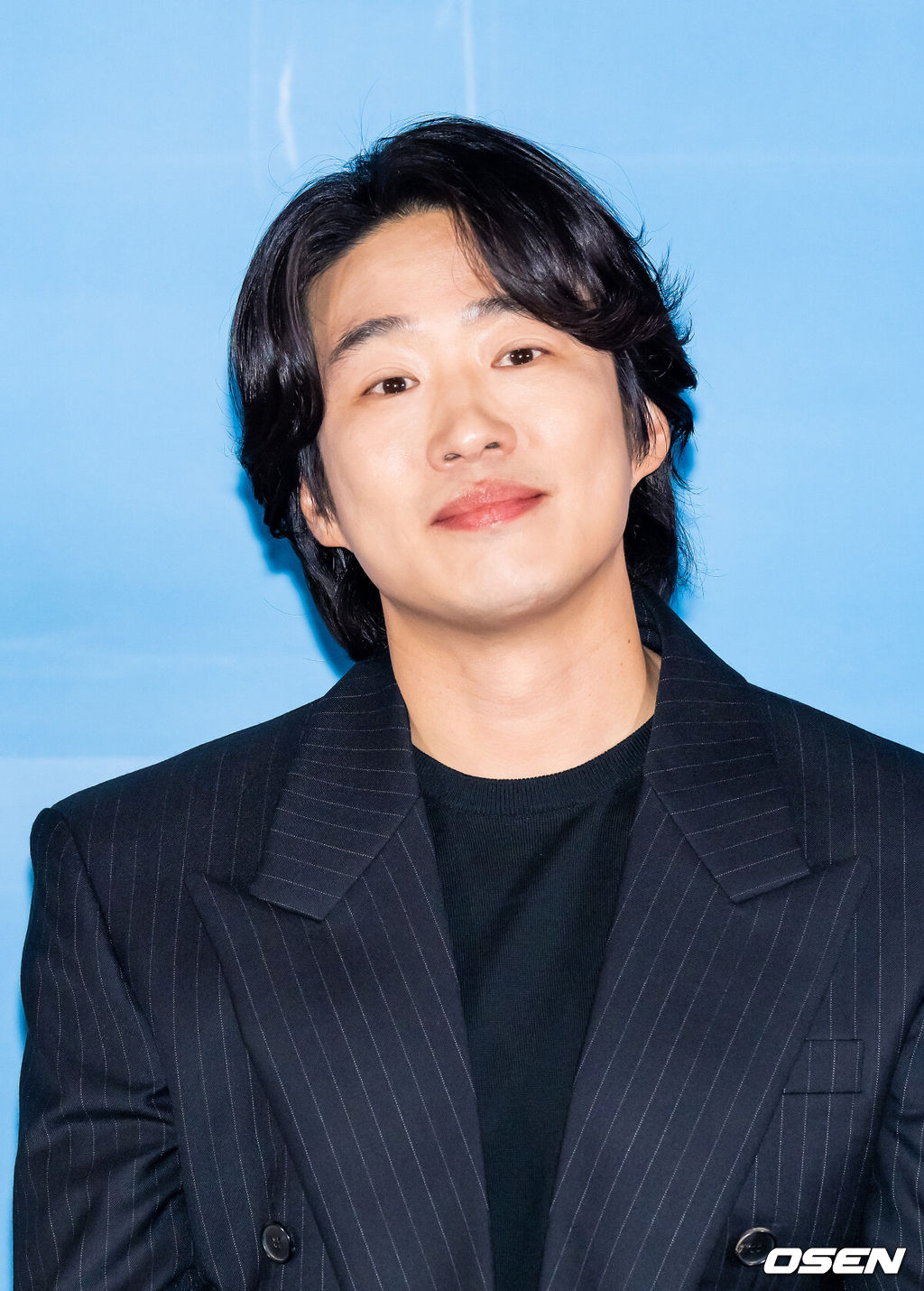 26일 오후 서울 용산아이파크몰 내 CGV 용산에서 영화 '하이파이브'(감독 강형철) 언론시사회가 진행됐다.배우 이재인과 안재홍, 라미란 등이 출연하는 영화 '하이파이브'는 장기이식으로 우연히 각기 다른 초능력을 얻게 된 다섯 명이 그들의 능력을 탐하는 자들과 만나 벌어지는 이야기를 그린 코믹 액션 활극으로 오는 30일 개봉된다.배우 안재홍이 질문을 듣고 있다 2025.05.26 / soul1014@osen.co.kr
