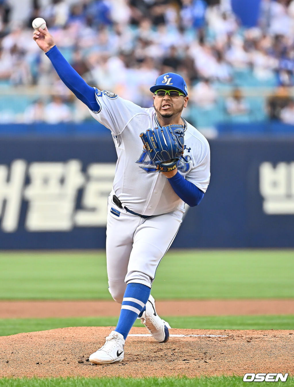 27일 대구삼성라이온즈파크에서 2025 신한 SOL 뱅크 KBO 리그 삼성 라이온즈와 롯데 자이언츠의 경기가 열렸다. 홈팀 삼성은 후라도가, 방문팀 롯데는 감보아가 선발 출전했다. 삼성 라이온즈 선발 투수 후라도가 역투하고 있다. 2025.05.27 / foto0307@osen.co.kr