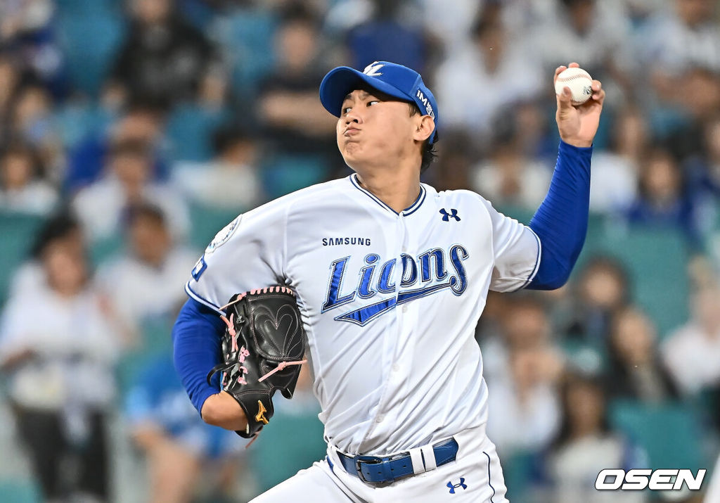 27일 대구삼성라이온즈파크에서 2025 신한 SOL 뱅크 KBO 리그 삼성 라이온즈와 롯데 자이언츠의 경기가 열렸다. 홈팀 삼성은 후라도가, 방문팀 롯데는 감보아가 선발 출전했다. 삼성 라이온즈 배찬승이 역투하고 있다. 2025.05.27 / foto0307@osen.co.kr