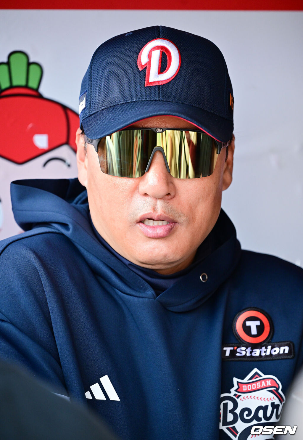 28일 오후 수원 KT위즈파크에서 열린 ‘2025 신한 SOL BANK KBO리그’ KT 위즈와 두산 베어스의 경기가 진행됐다.이날 경기에는 KT는 쿠에바스를, 두산을 최민석을 선발투수로 내세웠다.경기 앞두고 두산 이승엽 감독이 인터뷰를 하고 있다.  2025.05.28 / soul1014@osen.co.kr