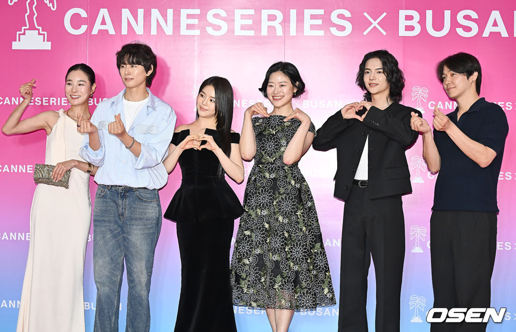 선녀단식원 출연진들의 팬들 향한 하트
