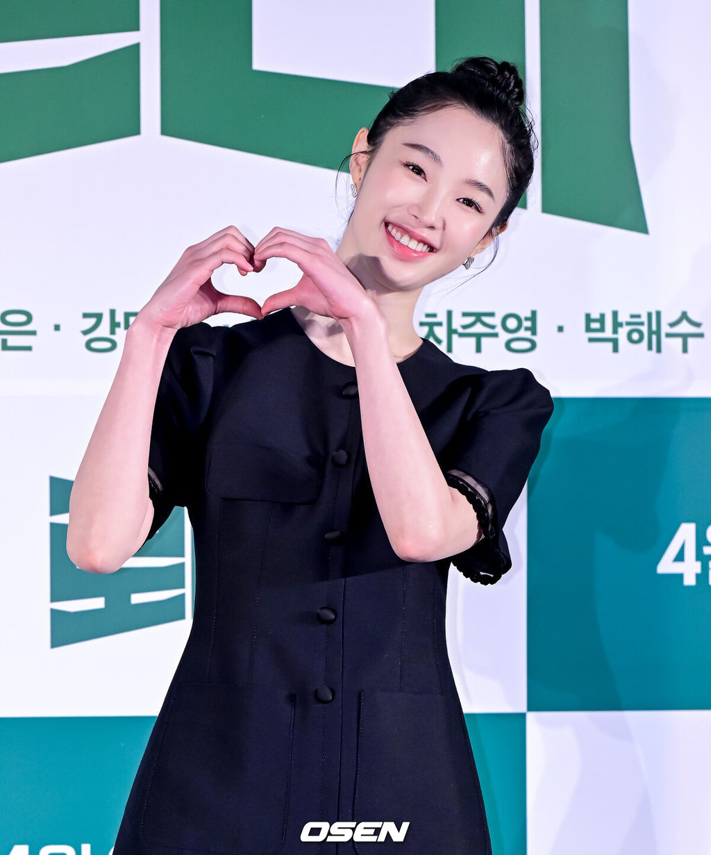 이동건♥강해림 16살 차 열애설, 양측 &apos;확인불가&apos; 침묵...사실상 &apos;인정&apos; [종합](공식)