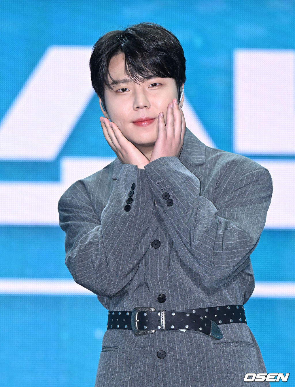 22일 오후 서울 강서구 KBS아레나에서 카카오TV 오리지널 ‘고막소년단’ 데뷔 미디어 쇼케이스가 열렸다.그룹 고막소년단 정승환이 포토타임을 가지고 있다. 2022.11.22 /sunday@osen.co.kr