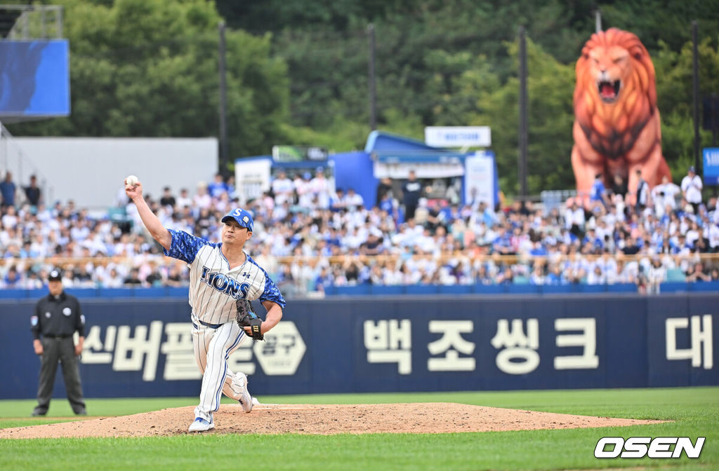 7일 대구삼성라이온즈파크에서 2025 신한 SOL 뱅크 KBO 리그 삼성 라이온즈와 NC 다이노스의 경기가 열렸다. 홈팀 삼성은 레예스가, 방문팀 NC는 신민혁이 선발 출전했다. 삼성 라이온즈 오승환이 4회초 등판, 역투하고 있다. 2025.06.07 / foto0307@osen.co.kr