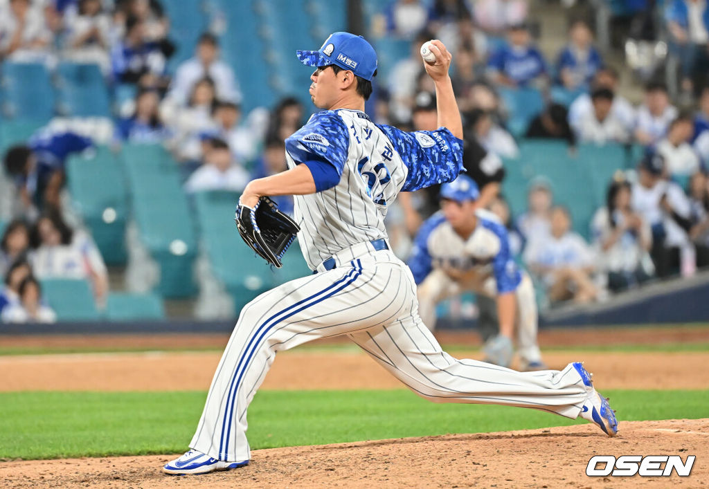 7일 대구삼성라이온즈파크에서 2025 신한 SOL 뱅크 KBO 리그 삼성 라이온즈와 NC 다이노스의 경기가 열렸다. 홈팀 삼성은 레예스가, 방문팀 NC는 신민혁이 선발 출전했다. 삼성 라이온즈 김재윤이 역투하고 있다. 2025.06.07 / foto0307@osen.co.kr
