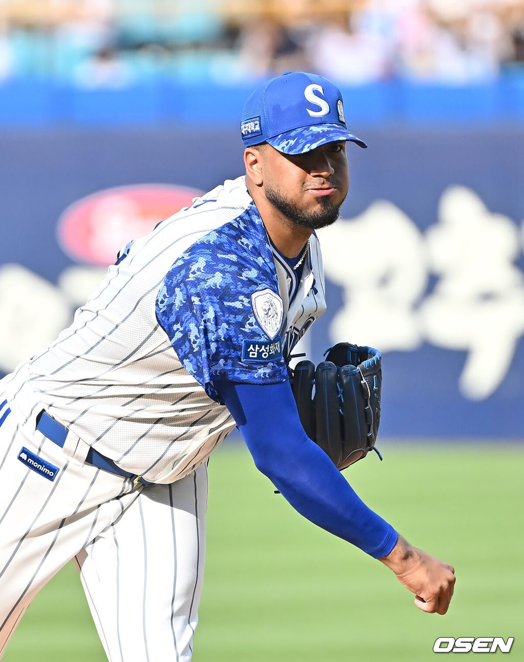 7일 대구삼성라이온즈파크에서 2025 신한 SOL 뱅크 KBO 리그 삼성 라이온즈와 NC 다이노스의 경기가 열렸다. 홈팀 삼성은 레예스가, 방문팀 NC는 신민혁이 선발 출전했다. 삼성 라이온즈 선발 투수 레예스가 역투하고 있다. 2025.06.07 / foto0307@osen.co.kr