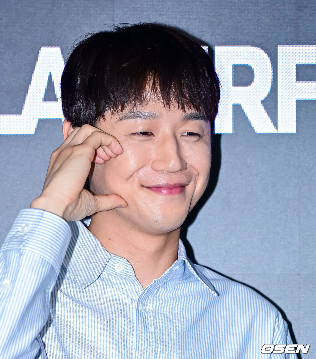 16일 오후 서울 성동구 성수동의 한 팝업 매장에서 ‘칼 라거펠트’ 포토콜 행사가 열렸다.이날 배우 정준원, 가수 이즈나가 참석했다.정준원이 포즈를 취하고 있다. 2025.05.16 /jpnews@osen.co.kr