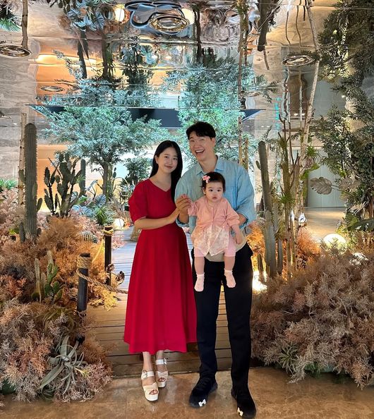 ‘박수홍 아내’ 김다예, 살 쏙 빠진 근황…출산 7개월만에 90kg→60kg[Oh!쎈 이슈]