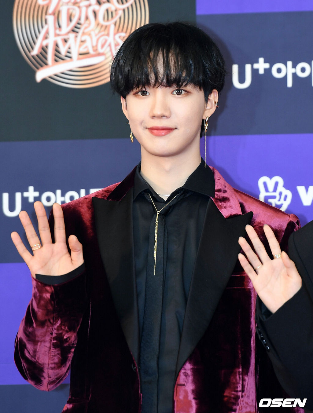 4일 오후 서울 구로구 고척 스카이돔에서 ‘제34회 골든디스크어워즈 with 틱톡’(2020 골든디스크) 디지털 음원 부문 시상식이 열렸다.그룹 AB6IX 임영민이 포즈를 취하고 있다. /sunday@osen.co.kr