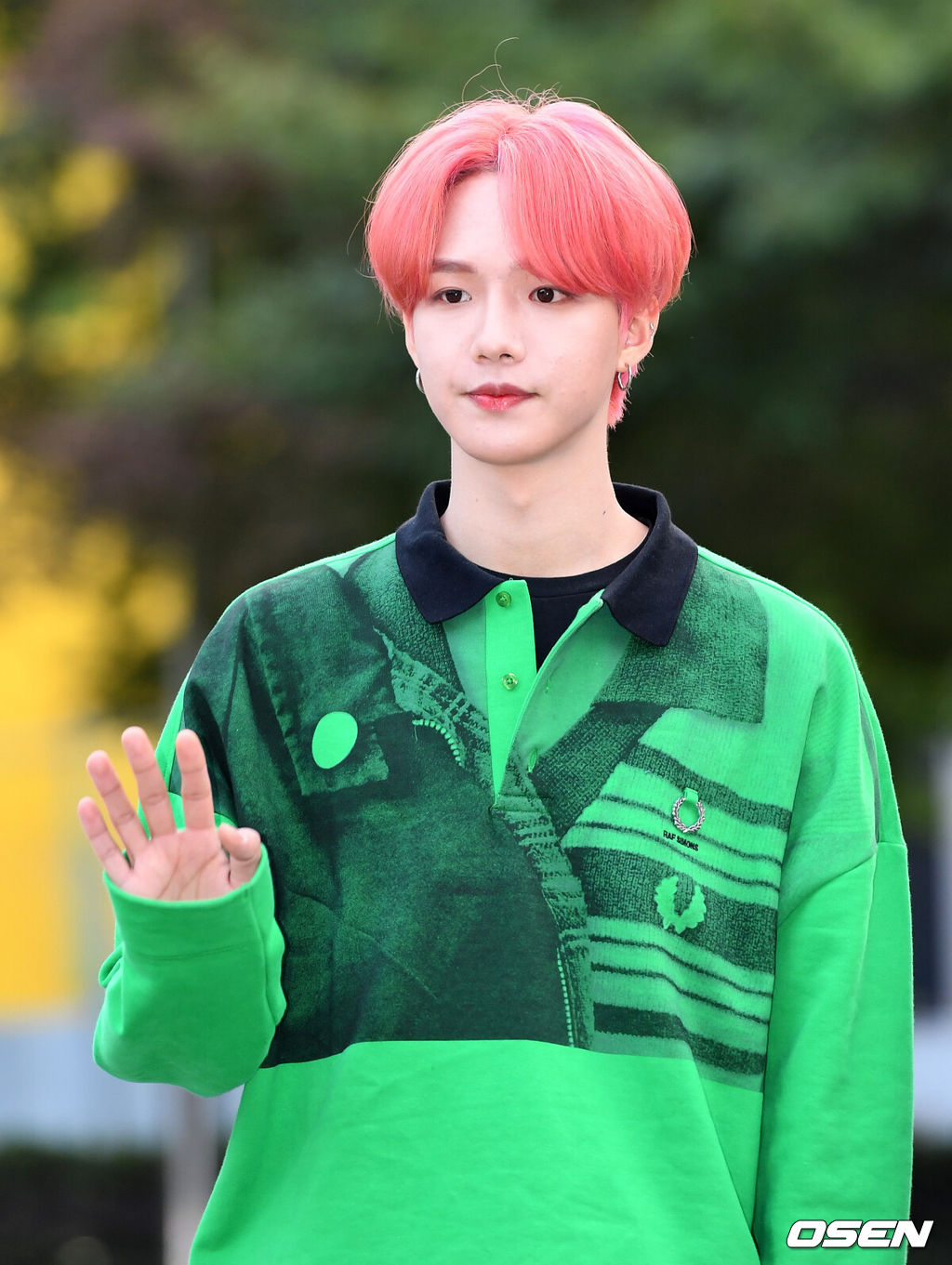 11일 오전 서울 여의도동 KBS 신관 공개홀에서 KBS 2TV '뮤직뱅크' 리허설이 진행됐다.그룹 AB6IX 임영민이 리허설 장소로 이동하고 있다. /sunday@osen.co.kr