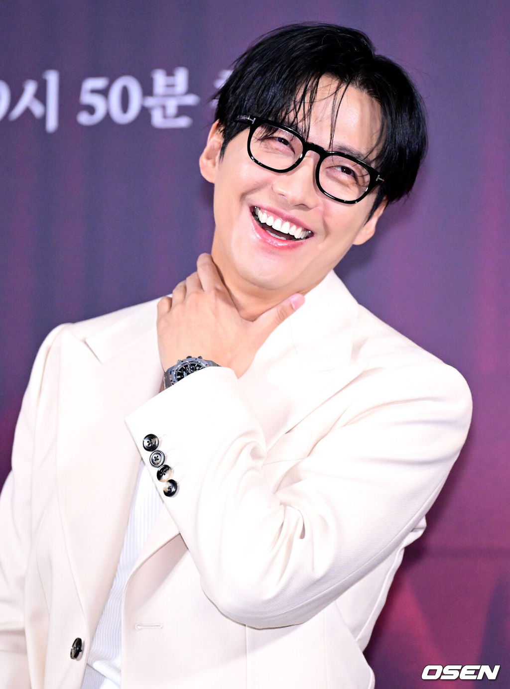 10일 오후 서울 용산 CGV에서 SBS 새 금토드라마 ‘우리영화’ 제작발표회가 열렸다.드라마 ‘우리영화’는 다음이 없는 영화감독 이제하(남궁민 분)와 오늘이 마지막인 배우 이다음(전여빈 분)의 내일로 미룰 수 없는 사랑 이야기를 그린다.배우 남궁민이 포토타임을 하고 있다. 2026.06.10 / dreamer@osen.co.kr
